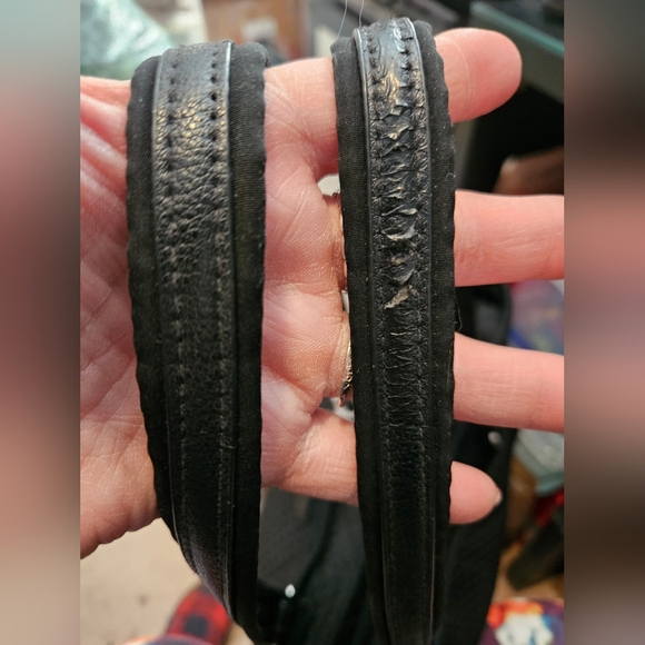 #649 Vera Bradley Black Quilted Tote +Bonus Bunny Sparkly Bag Charm - Picture 13 of 14